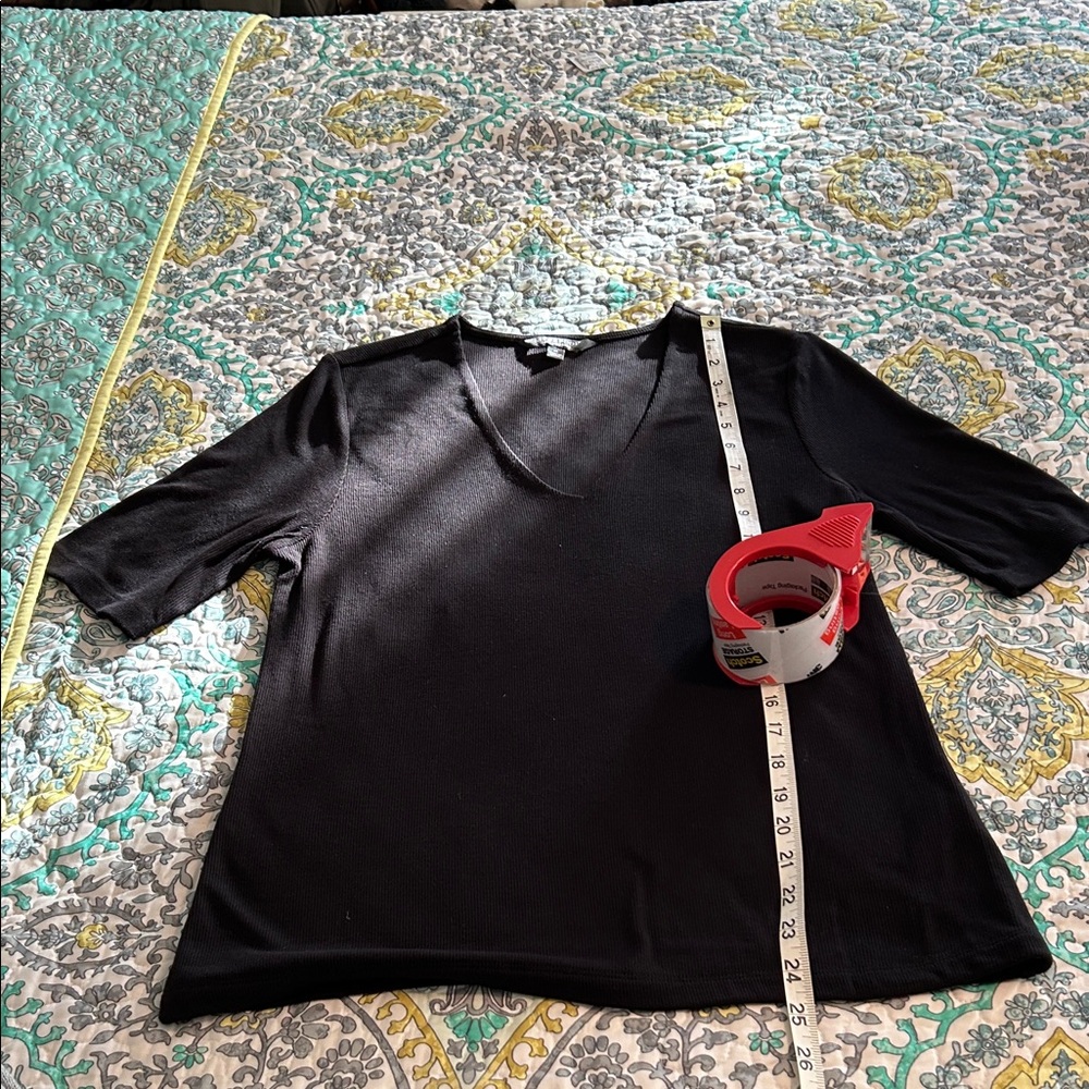 Liverpool Knit Black Short Sleeve V-Neck Top - Picture 3 of 4